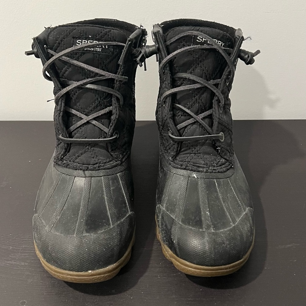 Women’s Sperry Duck Boots Size 6